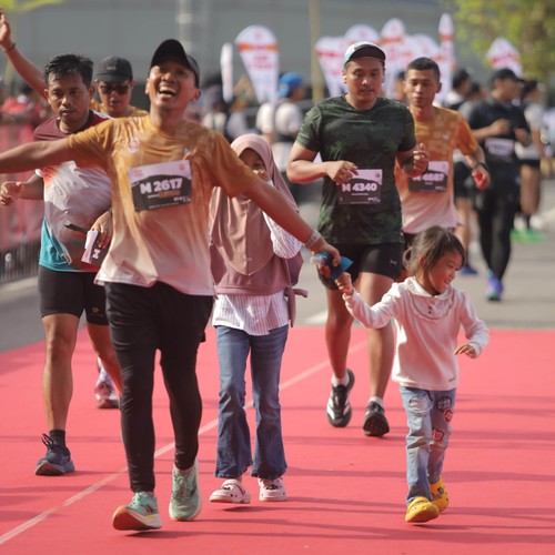 Race photo from KEDIRI HALF MARATHON 2026