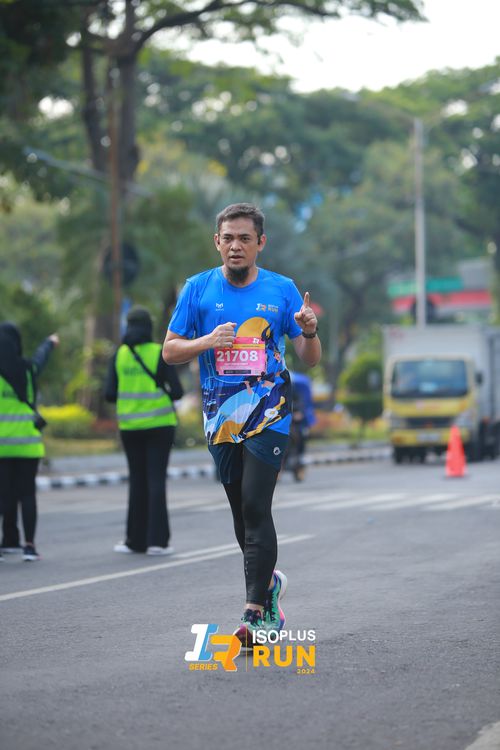 Race photo from Isoplus Run 2024 Surabaya