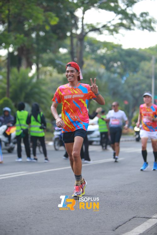 Race photo from Isoplus Run 2024 Surabaya