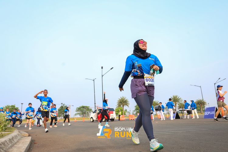 Race photo from ISOPlus Run 2024 Jakarta
