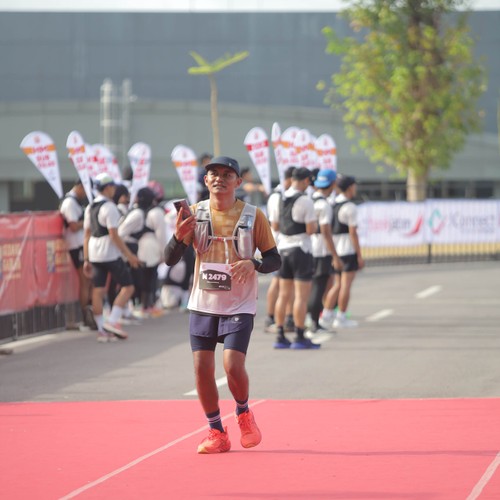 Race photo from KEDIRI HALF MARATHON 2026