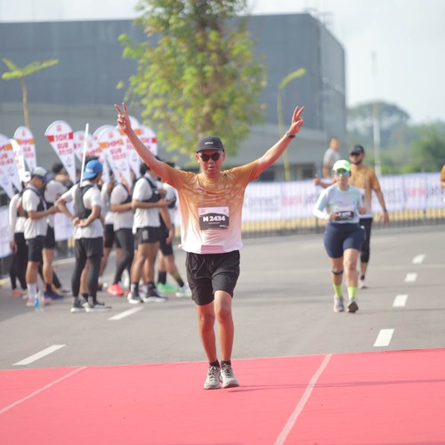 Race photo from KEDIRI HALF MARATHON 2026