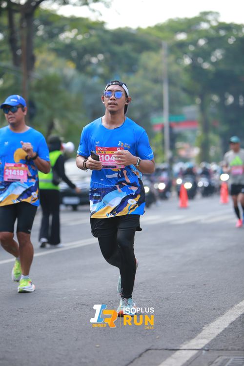 Race photo from Isoplus Run 2024 Surabaya