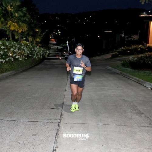Race photo from BOGORUN 2026