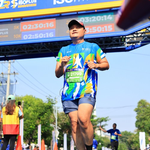 Race photo from SURABAYA ISOPLUS MARATHON 2026