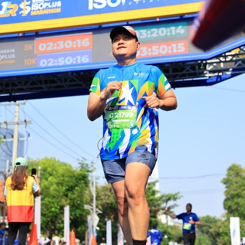Race photo from SURABAYA ISOPLUS MARATHON 2026