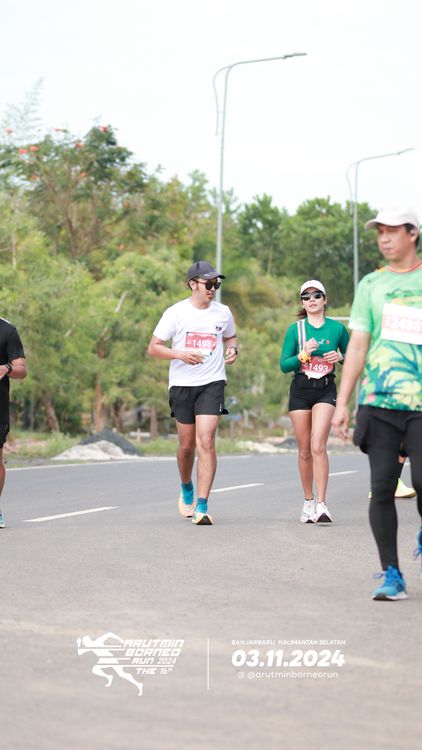 Race photo from Arutmin Borneo Run 2024