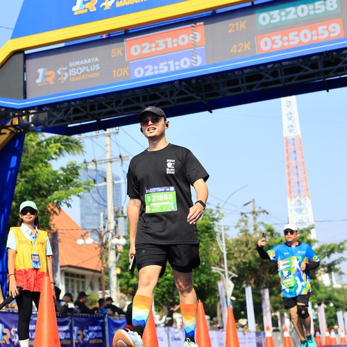 Race photo from SURABAYA ISOPLUS MARATHON 2026