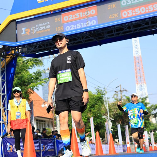 Race photo from SURABAYA ISOPLUS MARATHON 2026