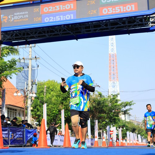 Race photo from SURABAYA ISOPLUS MARATHON 2026