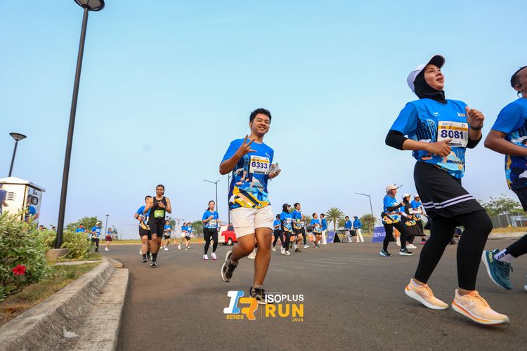 Race photo from ISOPlus Run 2024 Jakarta