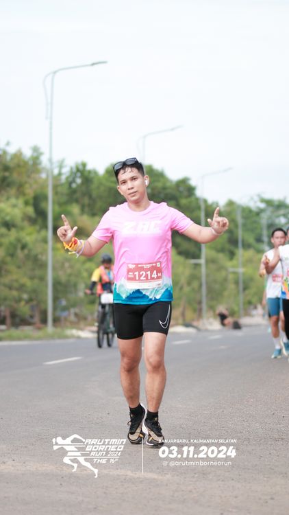 Race photo from Arutmin Borneo Run 2024