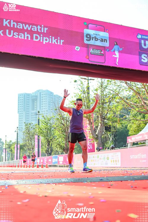 Race photo from Smartfren Run 2025 