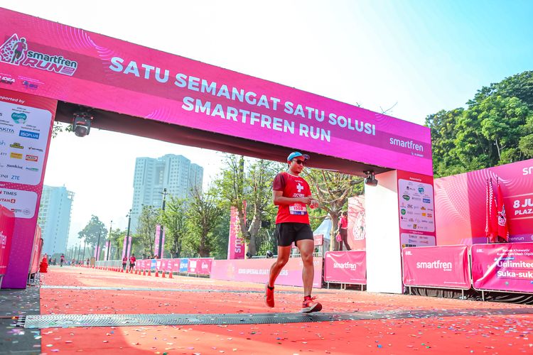 Race photo from Smartfren Run 2025 