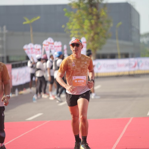 Race photo from KEDIRI HALF MARATHON 2026