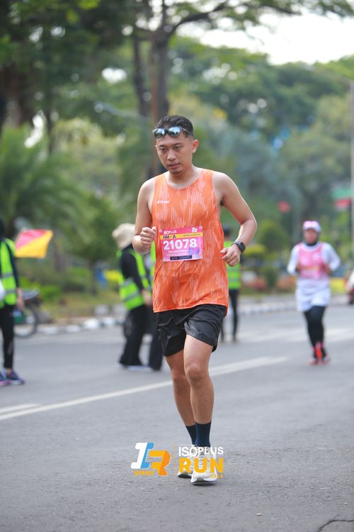 Race photo from Isoplus Run 2024 Surabaya