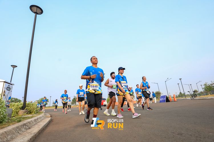 Race photo from ISOPlus Run 2024 Jakarta