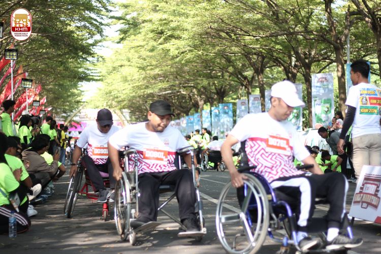 Race photo from Kediri Half Marathon 2024