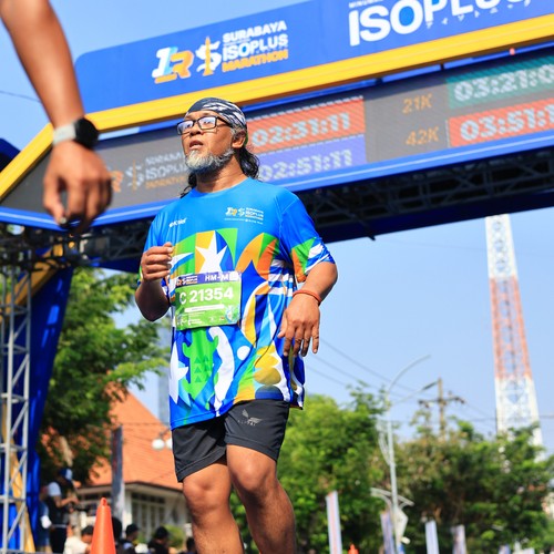 Race photo from SURABAYA ISOPLUS MARATHON 2026