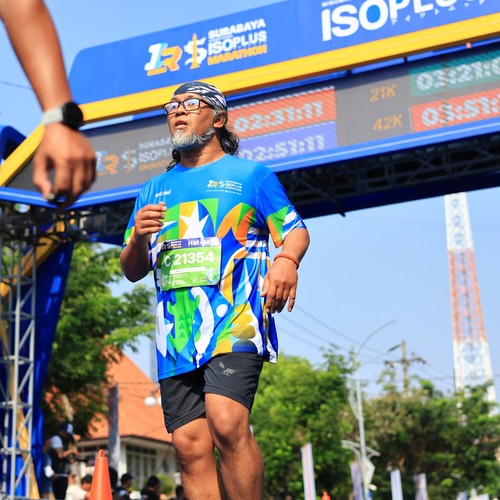 Race photo from SURABAYA ISOPLUS MARATHON 2026