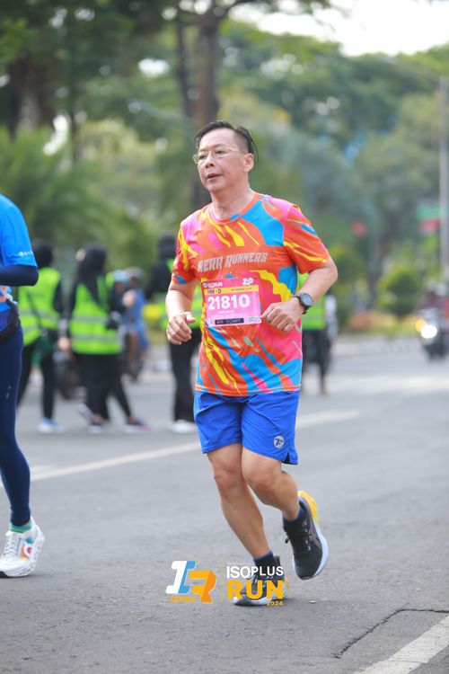 Race photo from Isoplus Run 2024 Surabaya