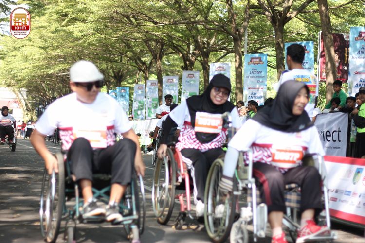 Race photo from Kediri Half Marathon 2024
