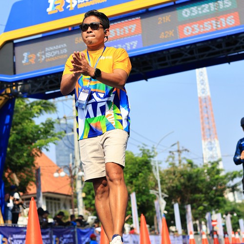 Race photo from SURABAYA ISOPLUS MARATHON 2026