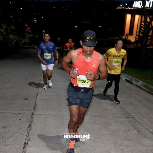 Race photo from BOGORUN 2026