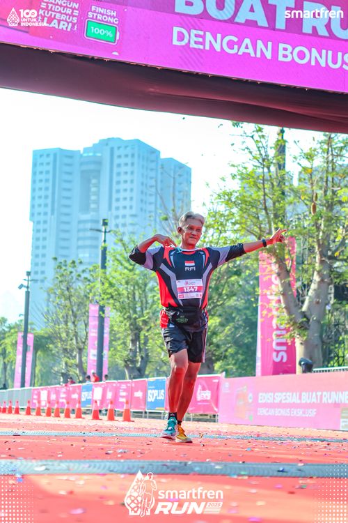 Race photo from Smartfren Run 2025 