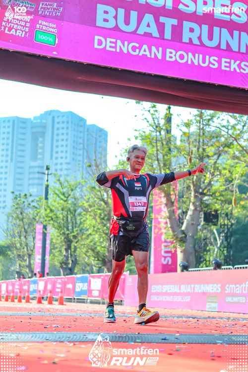 Race photo from Smartfren Run 2025 