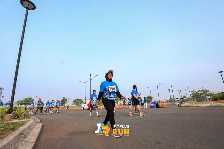 Race photo from ISOPlus Run 2024 Jakarta