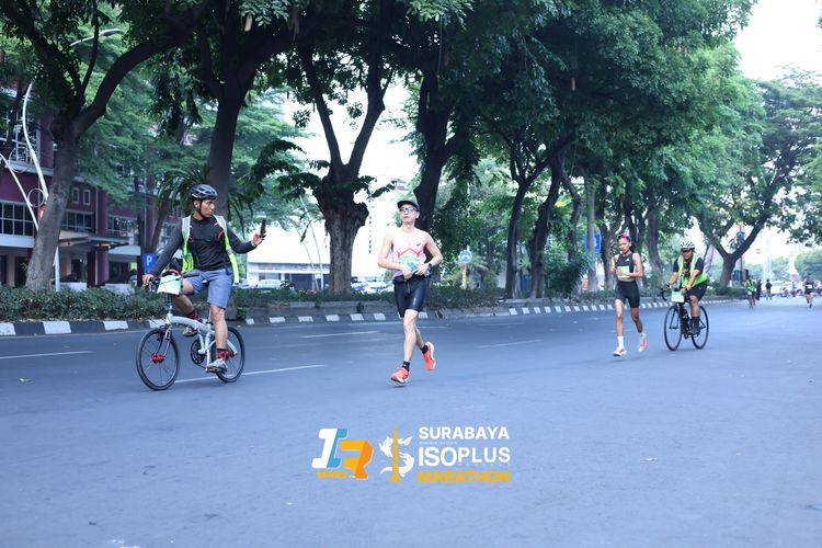 Race photo from SURABAYA ISOPLUS MARATHON 2025