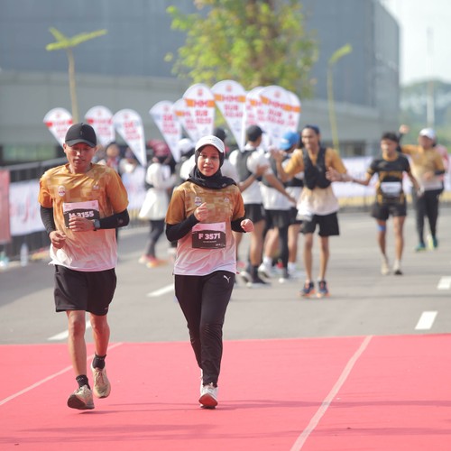 Race photo from KEDIRI HALF MARATHON 2026