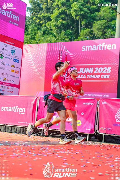 Race photo from Smartfren Run 2025 