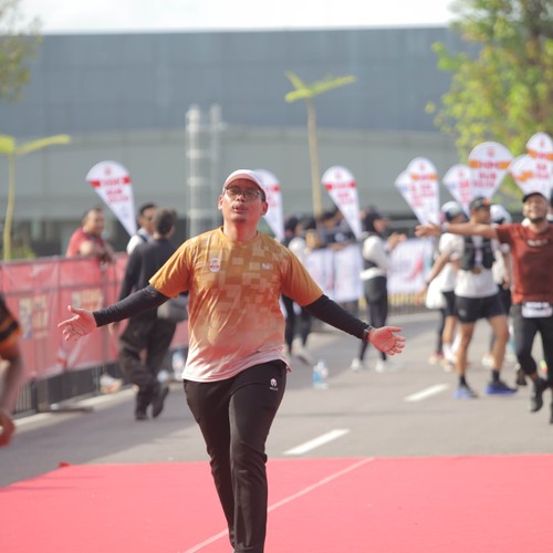 Race photo from KEDIRI HALF MARATHON 2026