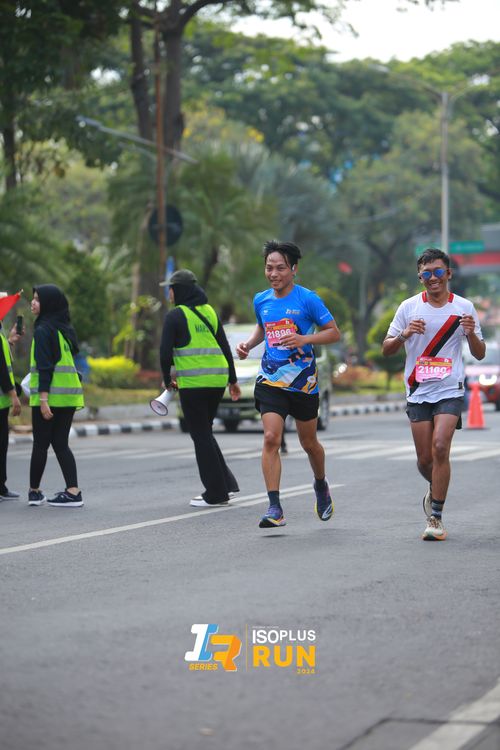 Race photo from Isoplus Run 2024 Surabaya