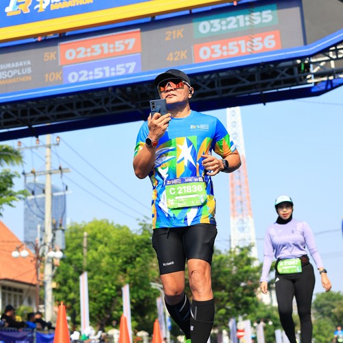 Race photo from SURABAYA ISOPLUS MARATHON 2026