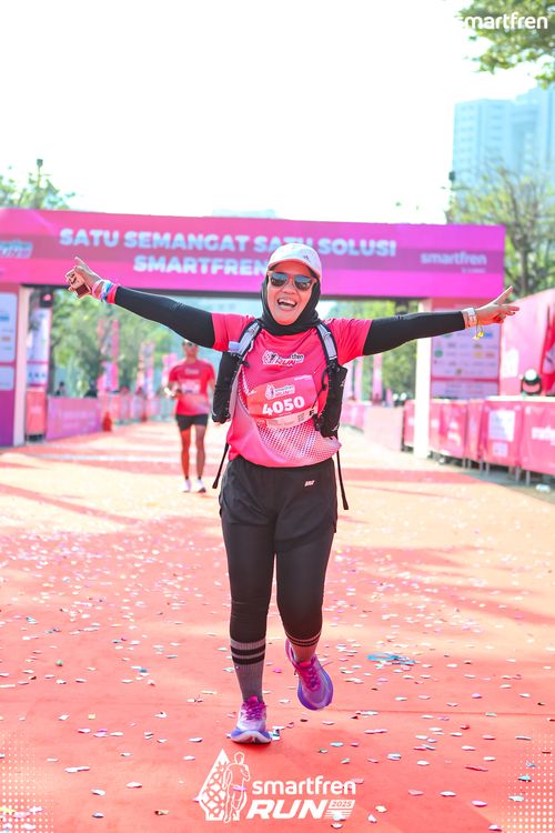Race photo from Smartfren Run 2025 