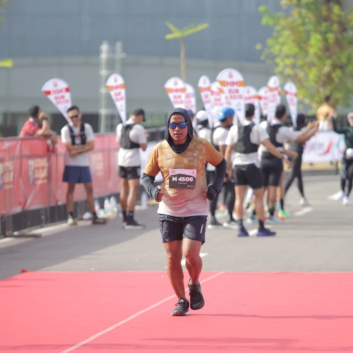 Race photo from KEDIRI HALF MARATHON 2026