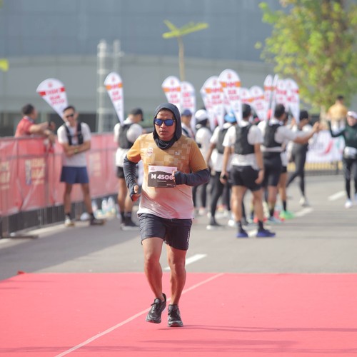 Race photo from KEDIRI HALF MARATHON 2026