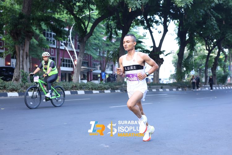 Race photo from SURABAYA ISOPLUS MARATHON 2025