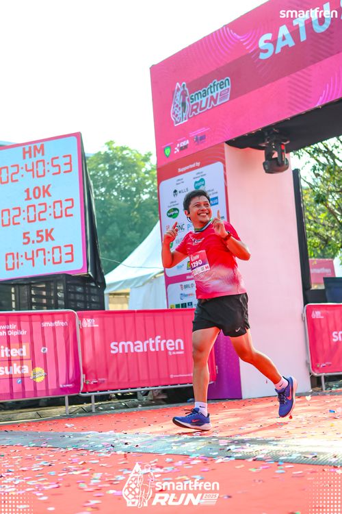 Race photo from Smartfren Run 2025 