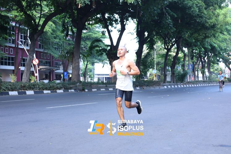 Race photo from SURABAYA ISOPLUS MARATHON 2025