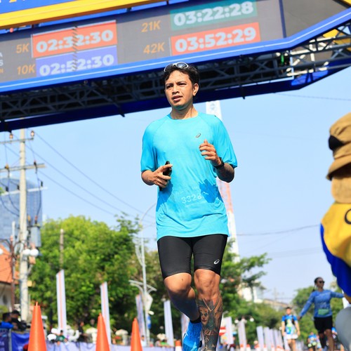 Race photo from SURABAYA ISOPLUS MARATHON 2026