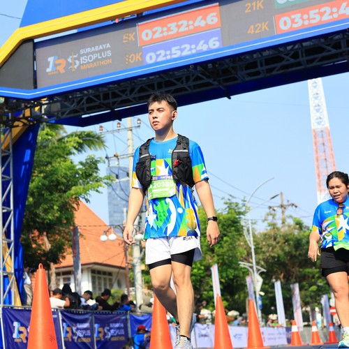 Race photo from SURABAYA ISOPLUS MARATHON 2026