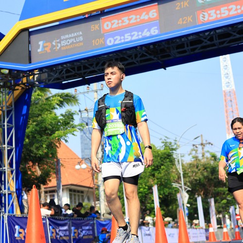 Race photo from SURABAYA ISOPLUS MARATHON 2026