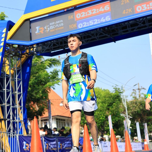 Race photo from SURABAYA ISOPLUS MARATHON 2026