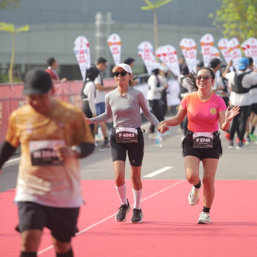 Race photo from KEDIRI HALF MARATHON 2026