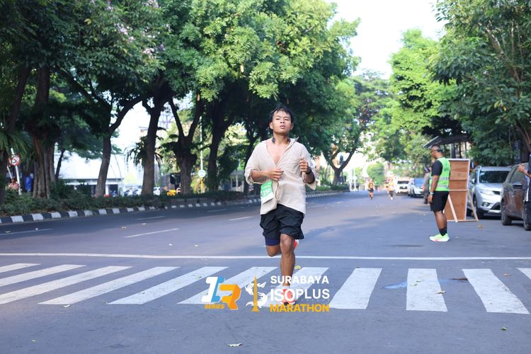 Race photo from SURABAYA ISOPLUS MARATHON 2025