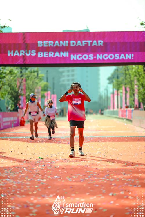 Race photo from Smartfren Run 2025 